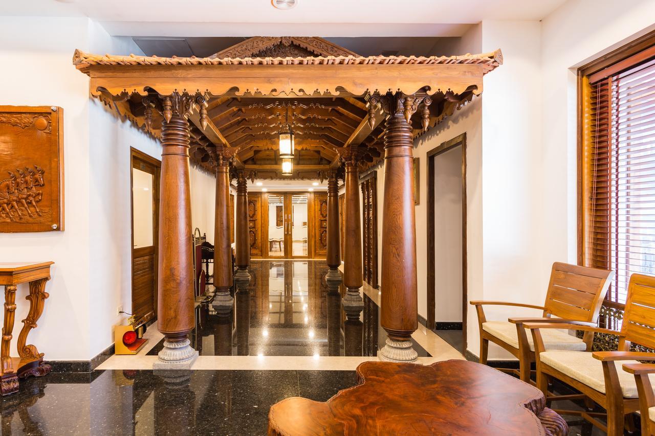 Hotel Sterling Guruvāyūr Zewnętrze zdjęcie