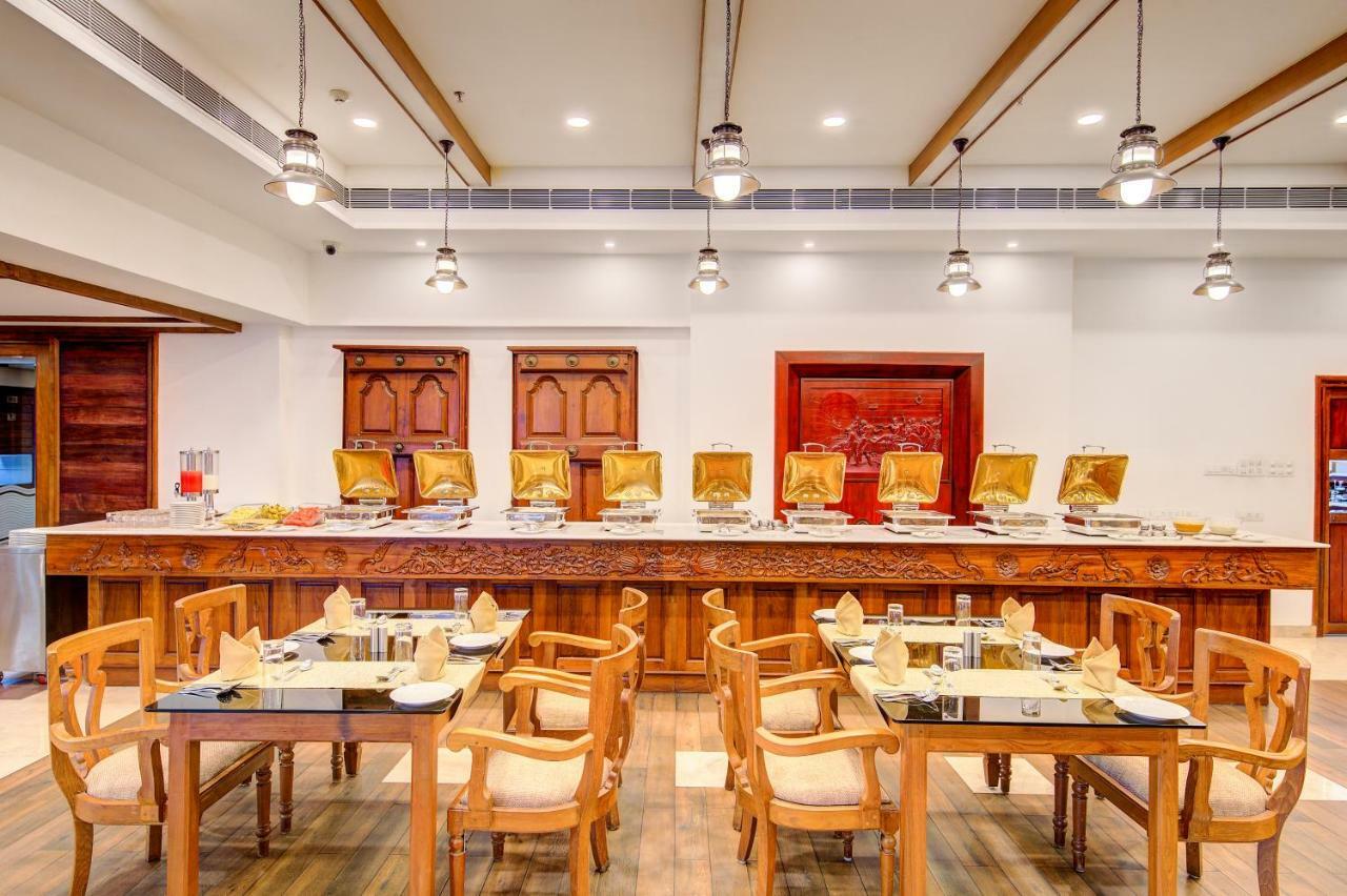 Hotel Sterling Guruvāyūr Zewnętrze zdjęcie