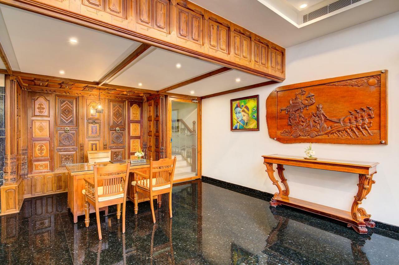 Hotel Sterling Guruvāyūr Zewnętrze zdjęcie